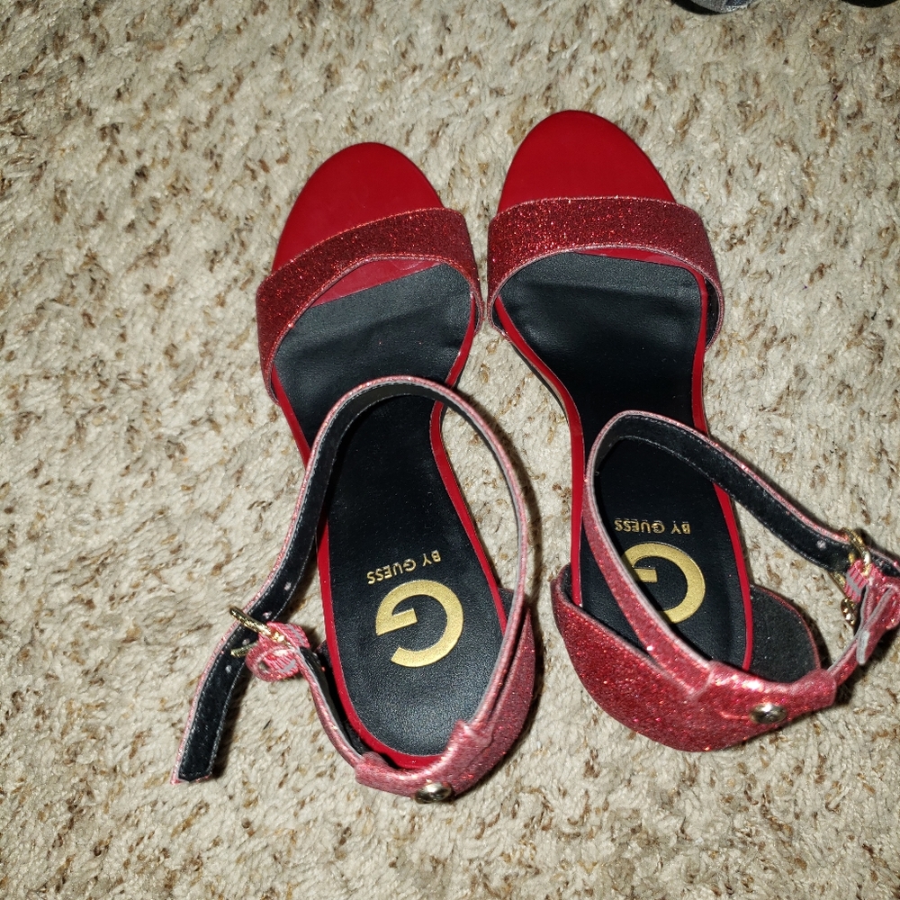 Shoes - Picture 2 of 5